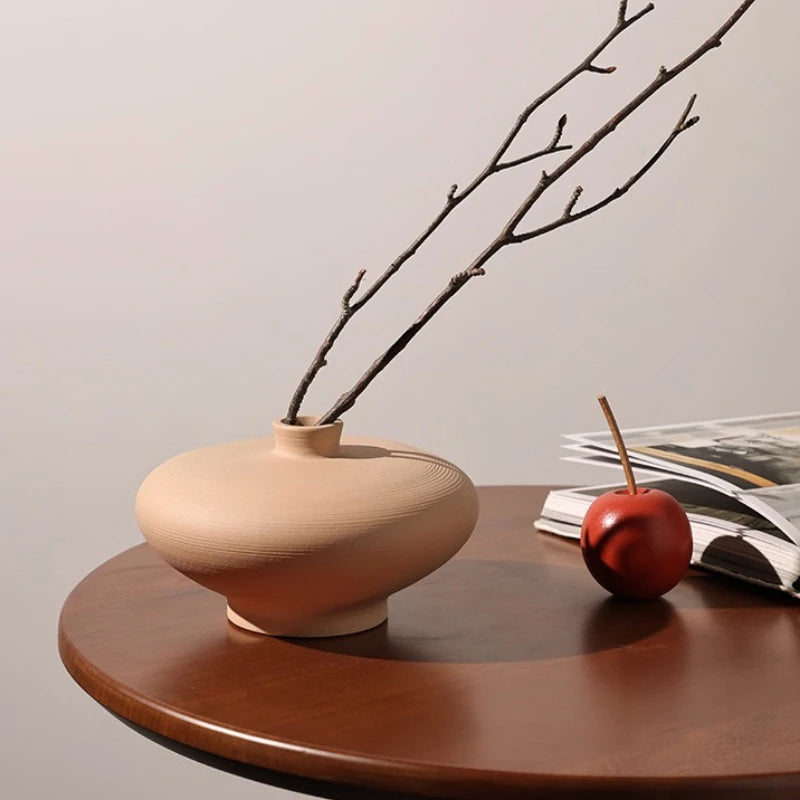Vase  en porcelaine retro